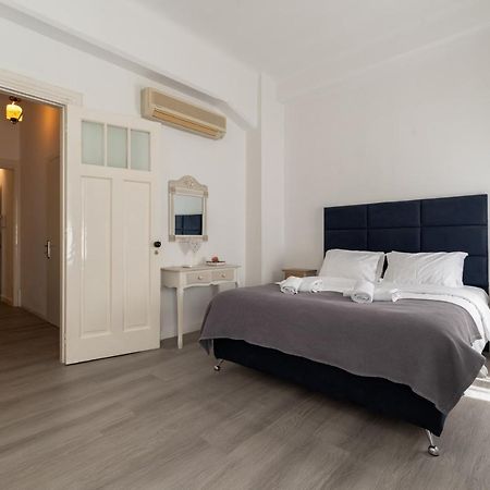Apollonas Luxurious Apartments Athén Kültér fotó