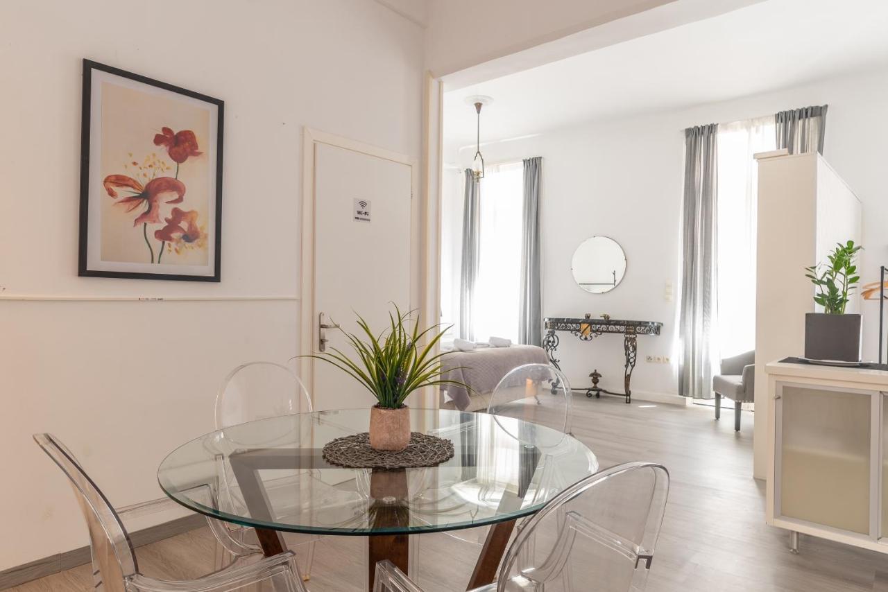 Apollonas Luxurious Apartments Athén Kültér fotó