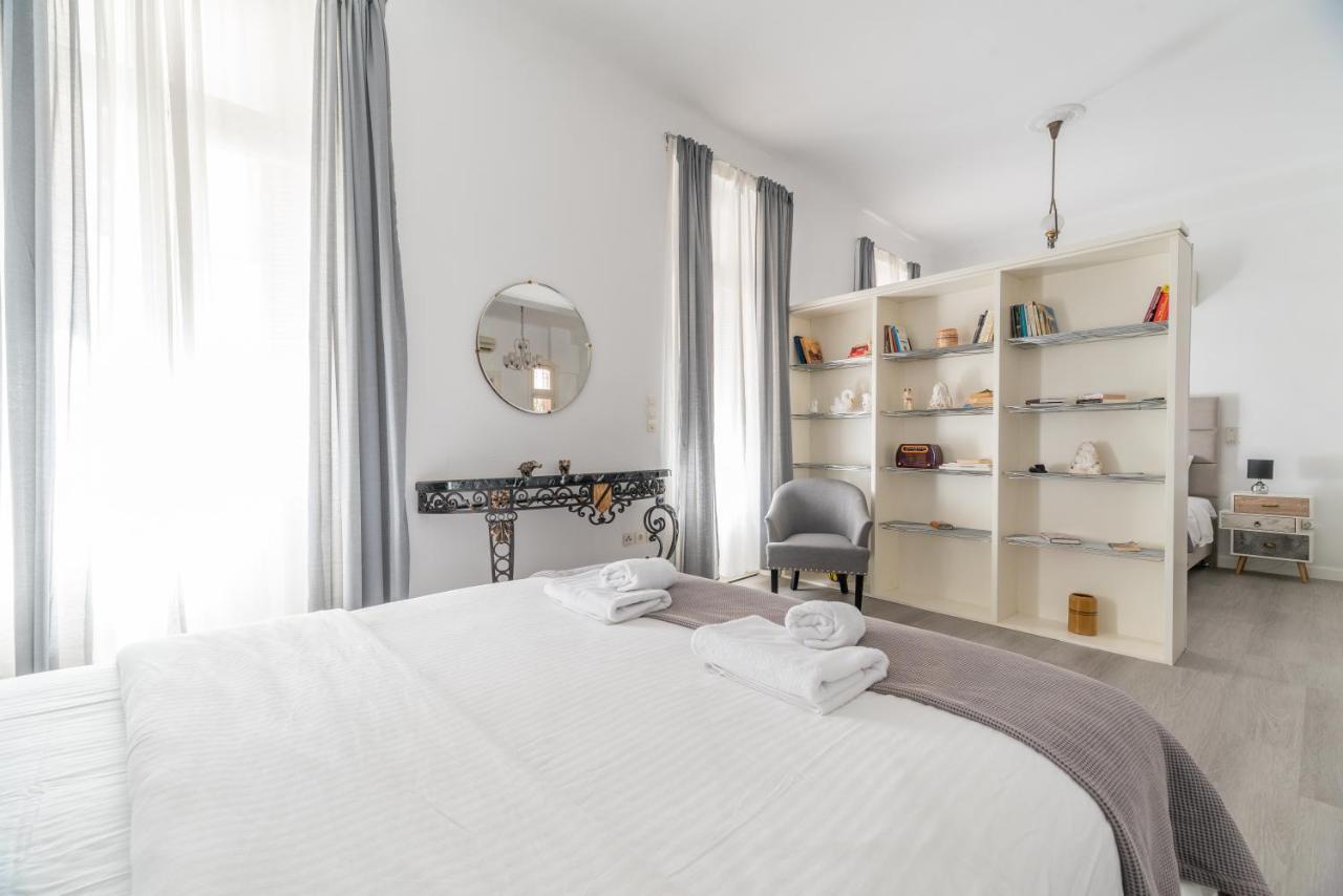 Apollonas Luxurious Apartments Athén Kültér fotó