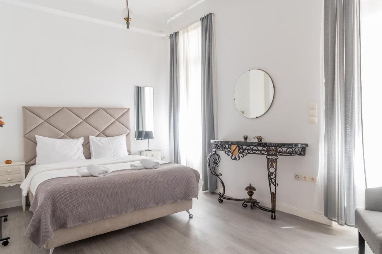 Apollonas Luxurious Apartments Athén Kültér fotó